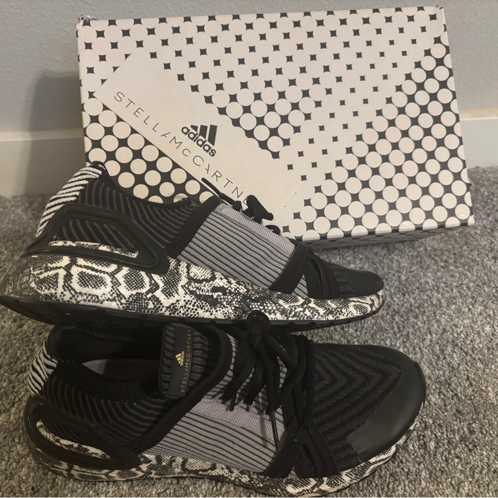 Adidas by Stella McCartney Women's Black and White Athletic Shoes